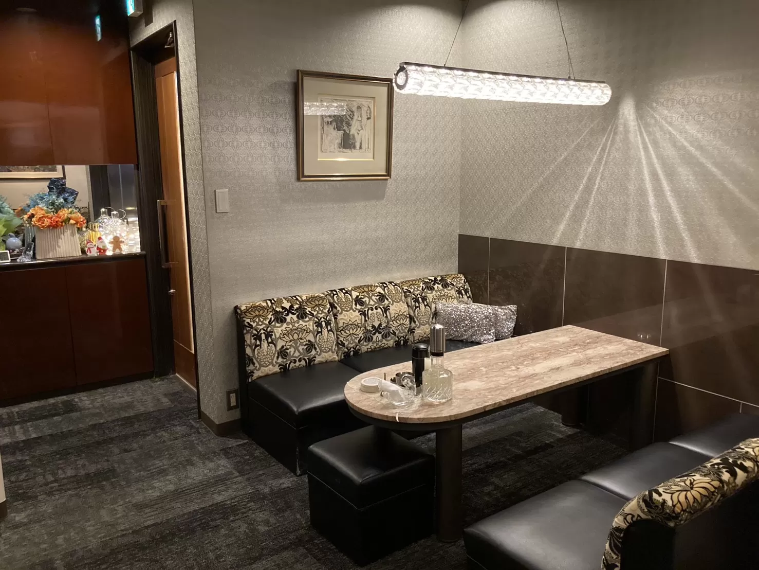 ラウンジ都姫の店内写真