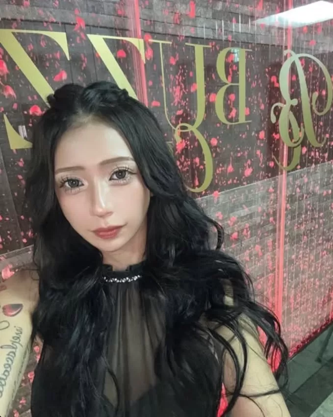 BUZZ CLUB(バズ)のフォトギャラリー