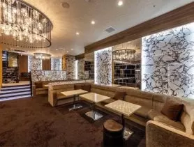 New Club ONEの店内写真