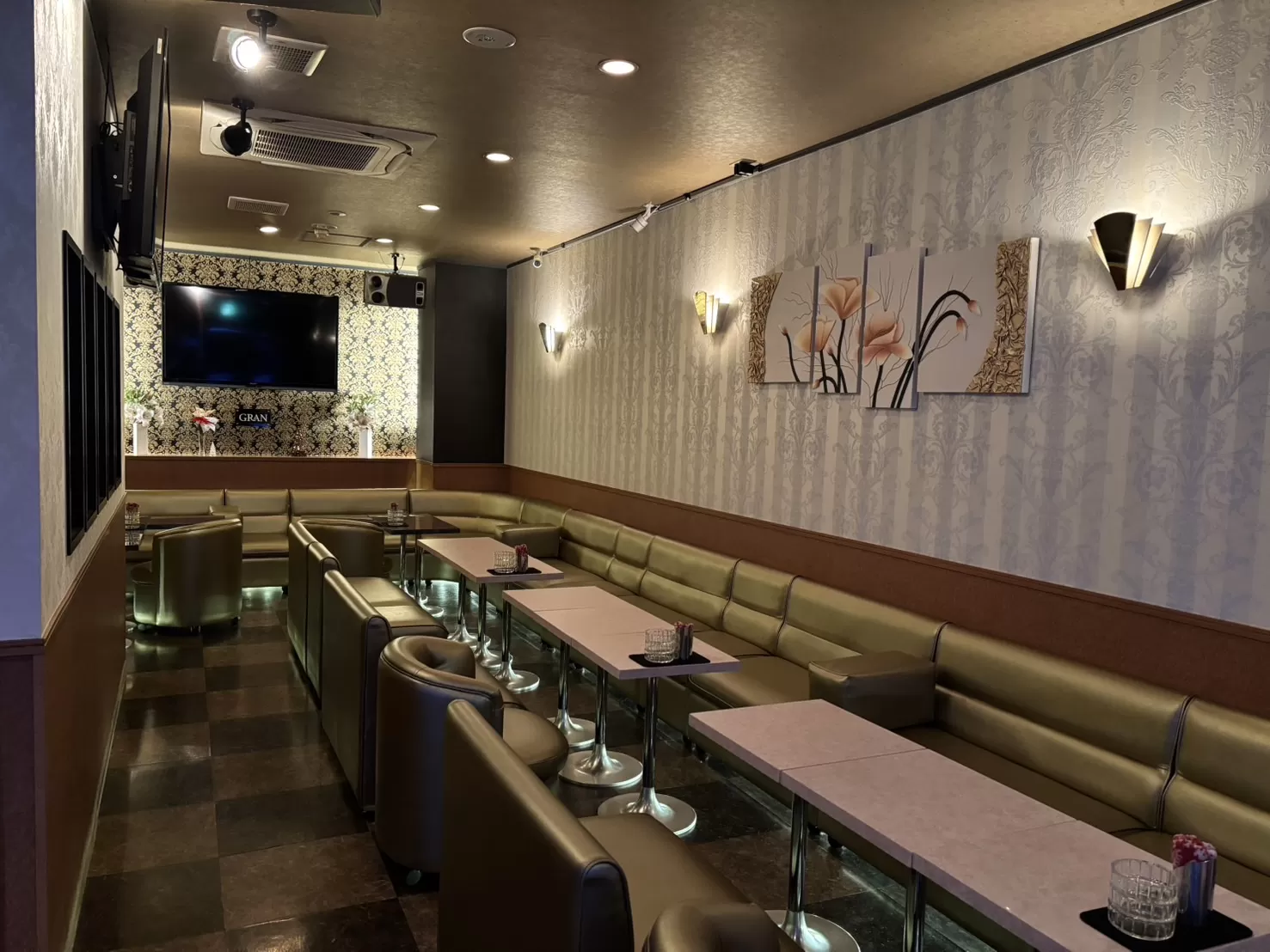 Lounge GRANの店内写真